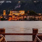 Cav Casa Del Vecchio Faggio - 4 Stelle - Maggiore דירה Nebbiuno
