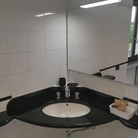 Appartamento Cav Casa Del Vecchio Faggio - 4 Stelle - Maggiore Nebbiuno