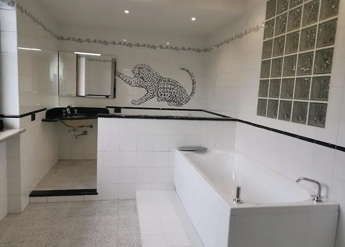 Cav Casa Del Vecchio Faggio - 4 Stelle - Maggiore *