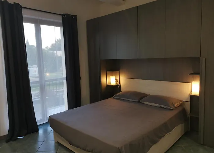 Cav Casa Del Vecchio Faggio - 4 Stelle - Maggiore Apartamento Nebbiuno