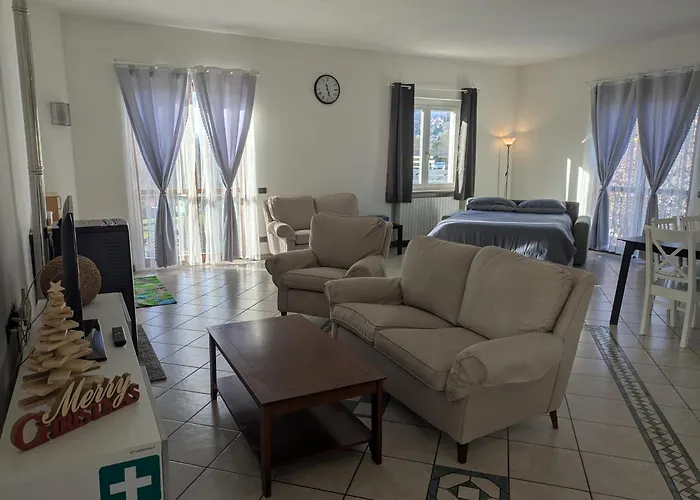 Cav Casa Del Vecchio Faggio - 4 Stelle - Maggiore Apartamento